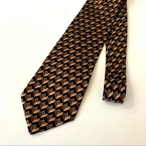 Fendi Silk Tie Worn Once. 4” Wide Tongue. Perfect Condition - Picture 1 of 7